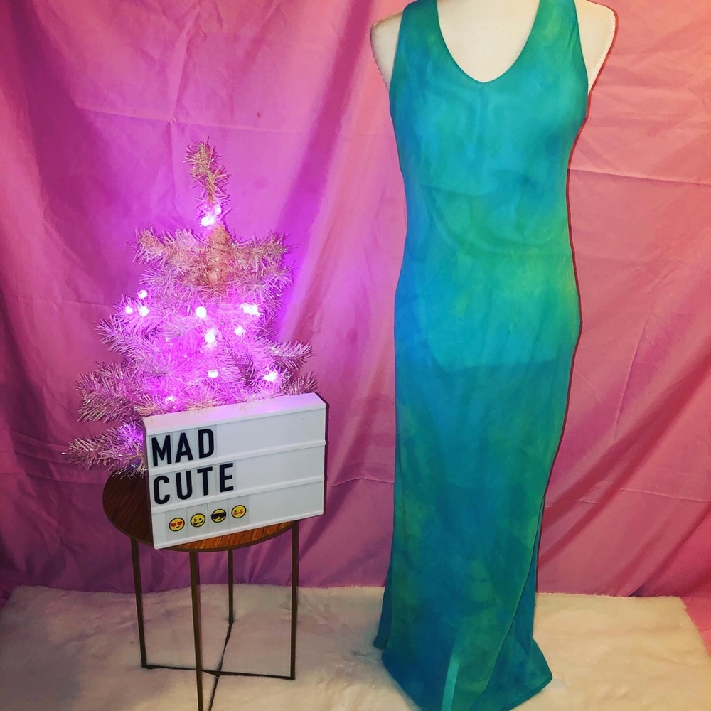 Vintage V Neck Maxi Dress